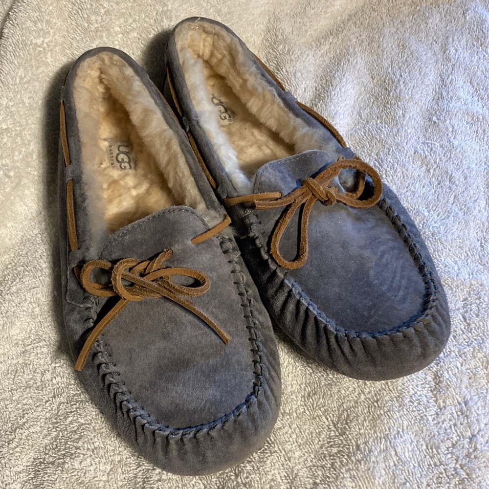 UGG Dakota Slipper